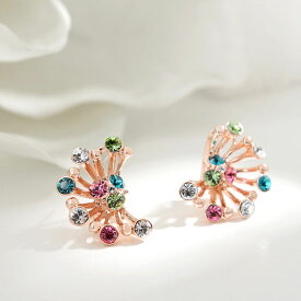 IUHA 【花満開】 フラワーモチーフピアス スワロフスキー社製クリスタル