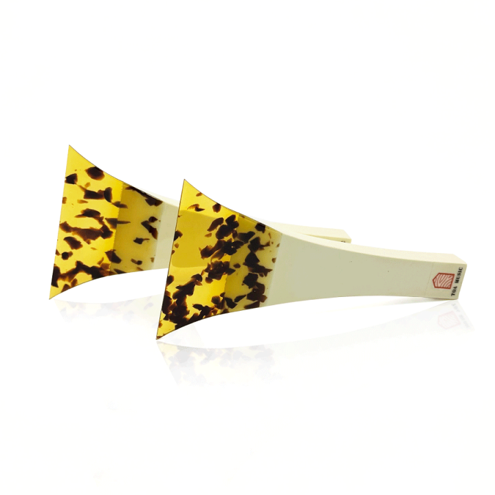 津軽三味線バチ　パンテーラ速弾き　中 楽天市場】≪B品≫【 津軽撥 パンテーラ 速弾き】津軽三味線用 鼈甲