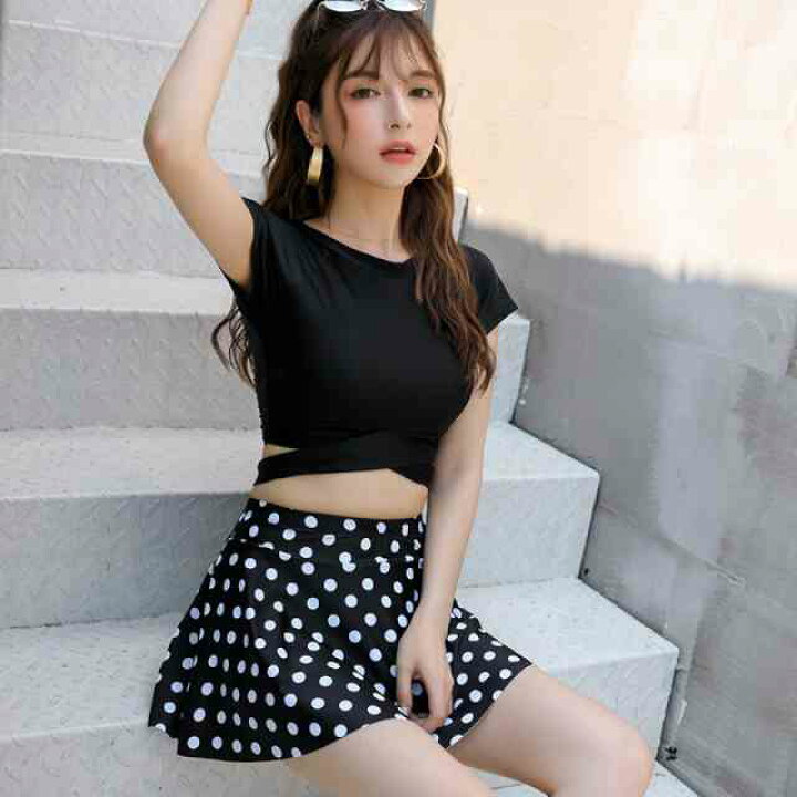 NEW限定品】 黒 白 セクシー 水着 セパレート 可愛い ドット フレアスカート 黒 白 セクシー 水着 セパレート 可愛い ドット フレアスカート