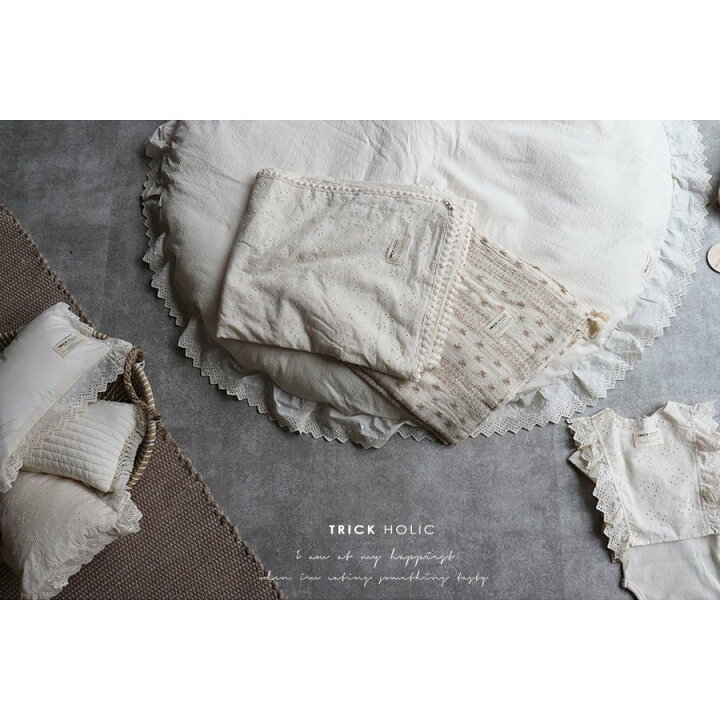 楽天市場 Eyelet Lace Rug アイレットレースマット レースのカバーと中綿がセットの商品です ラウンドラグ ラグ ラグマット ラウンドマット トリックホリック Trick Holic 楽天市場店