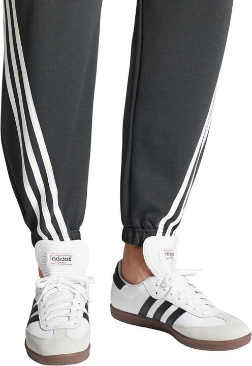 indoor soccer shoes adidas samba