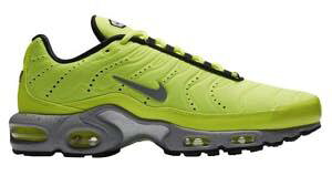 iCL Y Xj[J[ Nike Air Max Plus GA}bNX vX Volt/Matte Silver/Wolf Grey/Black