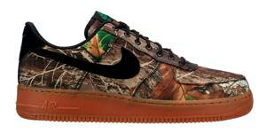 iCL Y Nike Air Force 1 LV8 "Real Tree Camo" Xj[J[ GAtH[X Black/Black/Aloe Verde/Gum Medium Brown