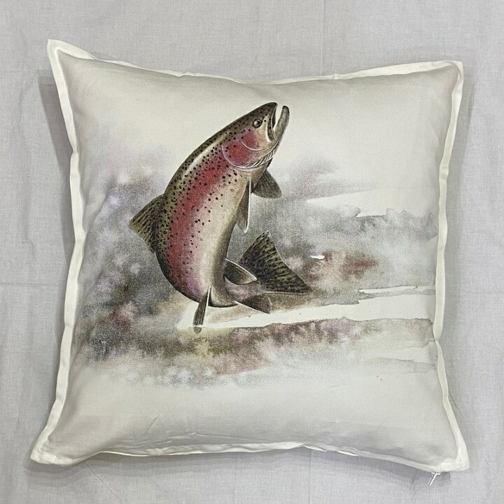 楽天市場 送料無料 マス 鱒 ブラウントラウト クッション New 中身あり ホワイト 50ｘ50cm 大きめ ビッグサイズ ビッグフェイス 洗える かわいい おしゃれ 魚柄 魚プリント 雑貨 魚グッズ プリント 動物 オーナーグッズ フィッシング 魚類 淡水魚 バレンタイン