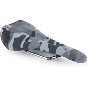 �y���[�J�[�����i�z�y���K�㗝�X�i�zDMR �T�h�� OiOi Saddle Snow Camo �y���]�ԗp�i�z
