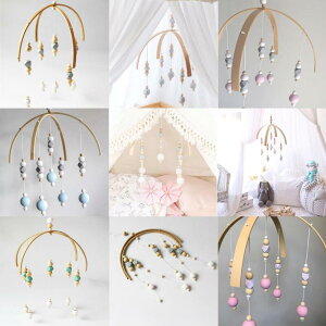 木製のビーズと子供部屋の天井モバイル赤ちゃん写真の小道具