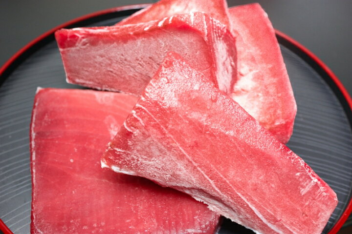 楽天市場】【訳あり マグロ 1kg】極上 メバチマグロ 上 1kg 切り落とし 詰め合わせ!楽天最安値に挑戦【冷凍 刺身 訳アリ わけあり ワケアリ まぐろ マグロ 鮪 めばちまぐろ まぐろ丼 まぐろ漬け 築地市場 豊洲市場 海鮮丼 ギフト】rn : うに カニ まぐろなら築地の王様 楽天市場】【訳あり マグロ 1kg】極上 メバチマグロ 上 1kg 切り落とし 詰め合わせ!楽天最安値に挑戦【冷凍 刺身 訳アリ わけあり ワケアリ まぐろ マグロ 鮪 めばちまぐろ まぐろ丼 まぐろ漬け 築地市場 豊洲市場 海鮮丼 ギフト】rn : うに カニ まぐろなら築地の王様