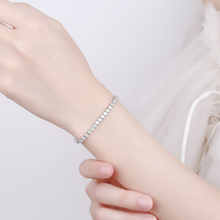 楽天市場】【一瞬で華やぐ手元に】 テニスブレスレット 大粒4mm CZ 
