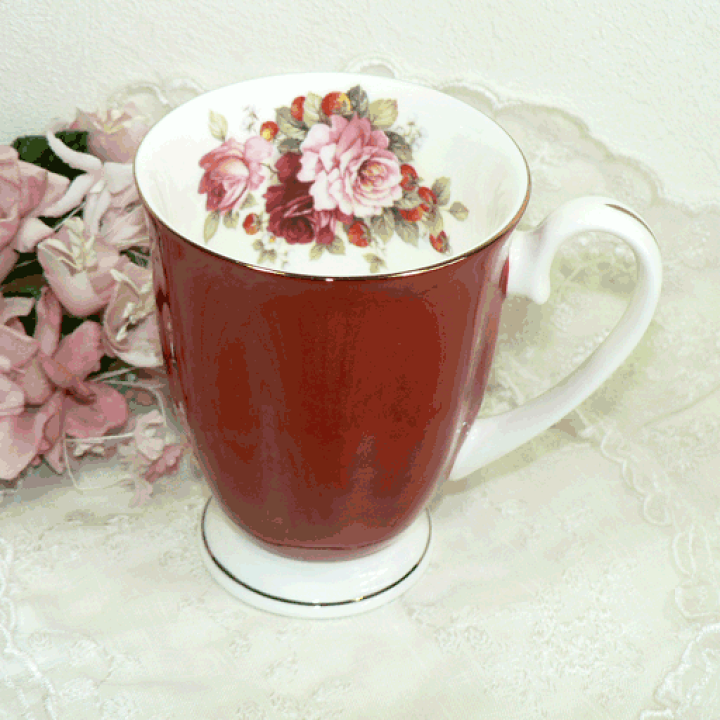 楽天市場】ボーンチャイナ 5色の薔薇で飾る マグカップ（レッド