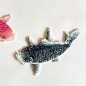 【小】錦鯉のワッペン/糊なし/刺繍/ワッペン/夏祭り/浴衣/和服/お魚/手芸/アクセサリー制作/動物