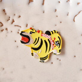 虎張り子のワッペン/信貴山/アイロン糊付き/刺繍/手芸/タイガー/民芸/動物