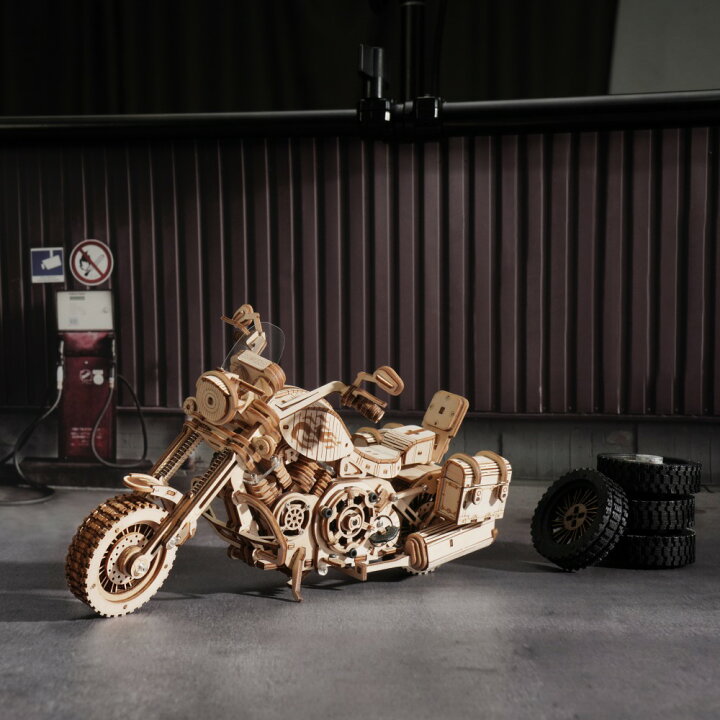 木製バイクオブジェ手作り | ヤマダウェブコム