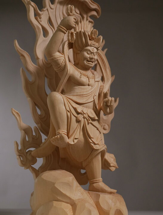 楽天市場】【総高44cm】蔵王権現 木彫り 仏像 一刀彫 / 素材：桧（置物 