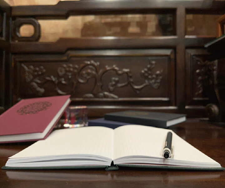 楽天市場 レーザー彫刻の丸窓模様 和モダンなハードカバー ノート 手札 手帖 日記 ダイアリー 誕生日プレゼント ギフト ノート 紙製品 質感 紙のステーションナ レトロ調 デザイン 文房具 なんでもノート Ego 台湾直送 送料無料 Tw Direct 楽天市場 レーザー彫刻の丸窓模様 和モダンなハードカバー ノート 手札 手帖 日記 ダイアリー 誕生日プレゼント ギフト ノート 紙製品 質感 紙のステーションナ レトロ調 デザイン 文房具 なんでもノート Ego 台湾直送 送料無料 Tw Direct