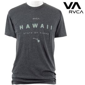 RVCA ルーカ【ハワイ限定】【Hawaii直輸入】【即日発送】【Tシャツ】RVCA DA AINA SS TEECharcol Blackサイズ：S-XL メンズ・ユニセックス【返品交換不可】