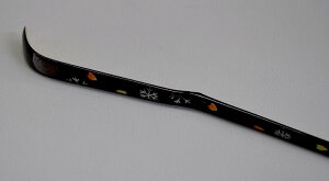 <茶道具・茶杓>黒塗り茶杓 雪月花蒔絵 プレゼントにも人気の茶杓です