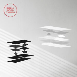 r[  V CeAG ؍ SMALL GOOD THINGS / RHOMBUS MOBILE Lbg  [r k Vv ~j} IuWF  V  t mg[ mobile zj   