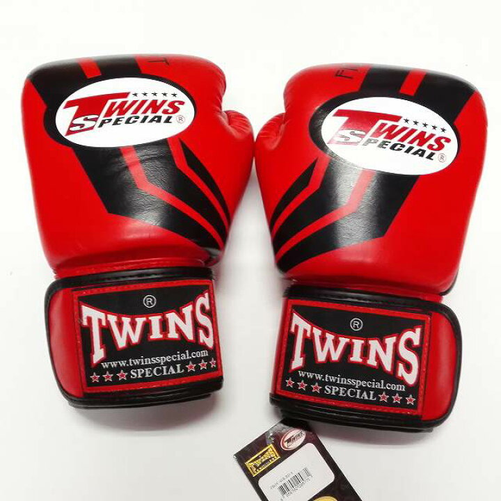 楽天市場】TWINS SPECIAL ボクシンググローブ 16oz Fs赤黒 /ボクシング 