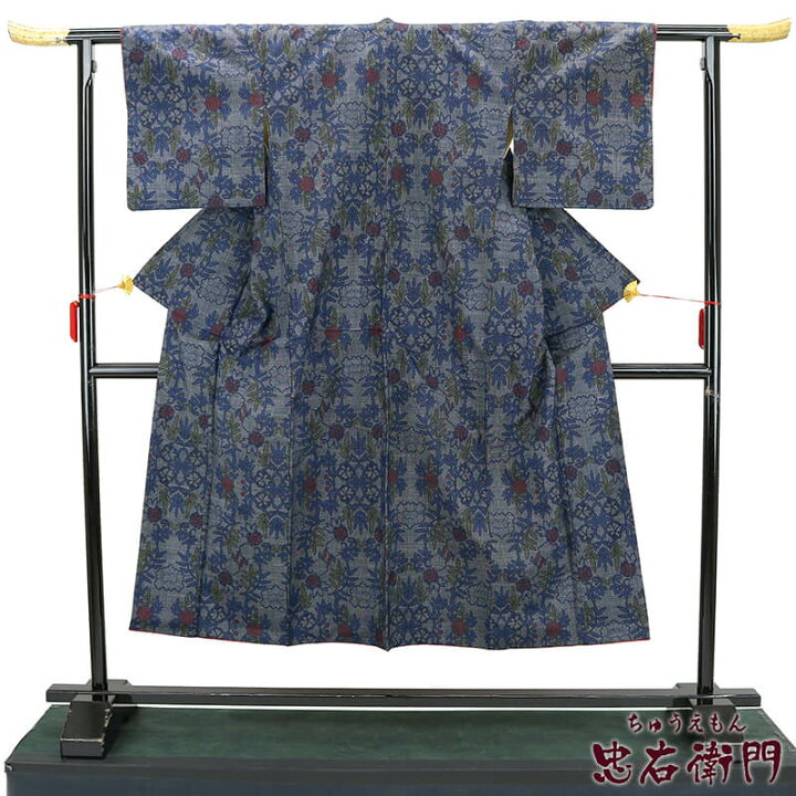 楽天市場 中古 お花が流れる可愛らしい大島紬 リサイクル 正絹 レディース 袷 ネイビー 裄62 5cm 仕立て上がり あす楽対応 カジュアル ビスコンティ きもの忠右衛門 楽天市場 中古 お花が流れる可愛らしい大島紬 リサイクル 正絹 レディース 袷 ネイビー 裄62 5cm 仕立て上がり あす楽対応 カジュアル ビスコンティ きもの忠右衛門