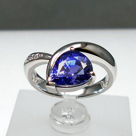 Pt900 サファイアリング