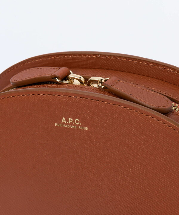 楽天市場】APC アーペーセー A.P.C. PXBJQ F61392 ショルダーバッグ 