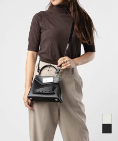 メゾン マルジェラ MAISON MARGIELA S56WG0168 P4745 ハンドバッグ SNATCHED HANDBAG SMALL レディース バック スナッチト スモール レザー ミラーロッククロージャー カジュアル ショルダーバッグ 2way クラッチバッグ お出かけ プレゼント ギフト 鞄 ブラック グレージュ