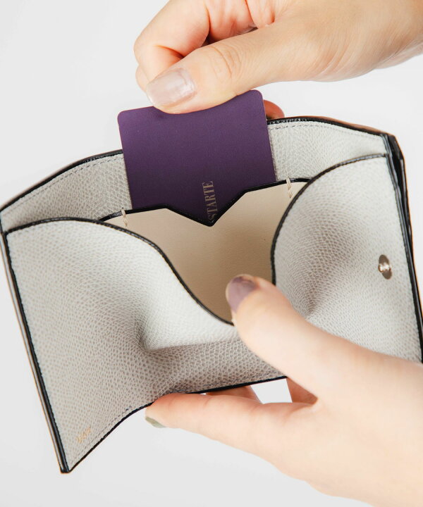 楽天市場】ヴァレクストラ VALEXTRA V8L26 028 三つ折り財布 3CC COINS  