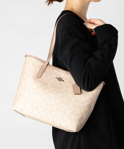 �R�[�` COACH MEDIUM CITY TOTE BAG IN SIGNATURE CANVAS �~�f�B�A�� �V�e�B �g�[�g �o�b�O �V�O�l�`���[ �L�����o�X CDX82 ���f�B�[�X �o�b�O