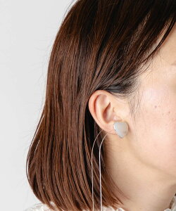 �A�j�J�C�l�Y ANNIKA INEZ Mother of pearl heart pierced earrings �}�U�[�I�u�p�[�� �n�[�g E977 SML �s�A�X ���f�B�[�X �A�N�Z�T���[ �V���o�[