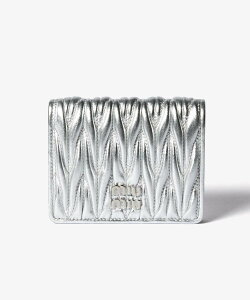 �~���E�~���E MIU MIU MATELASSE �}�e���b�Z BIFOLD WALLET 2�܂���z 5MV204 2FPP F0236 5MV204 AFPP F0118 ��܂���z ���f�B�[�X ���z ���� �`�v���A �A���W�F���g