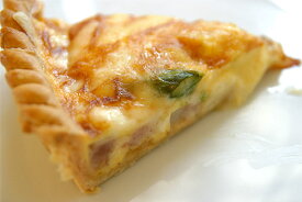 【アスパラガスとベーコンのキッシュ 22cm 】軽い味わいで白ワインにぴったり