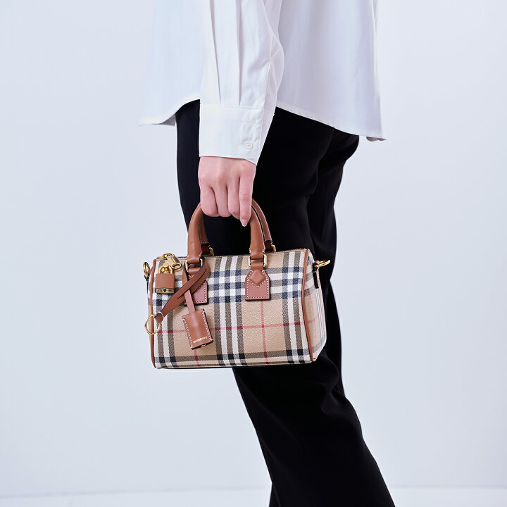 3-3115 BURBERRYバーバリードラムハンドバッグエンジ