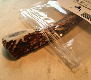 UGペット 純国産 無添加犬用おやつ ニホンジカ 角 半割 |デンタル 国産 おやつ 鹿の角