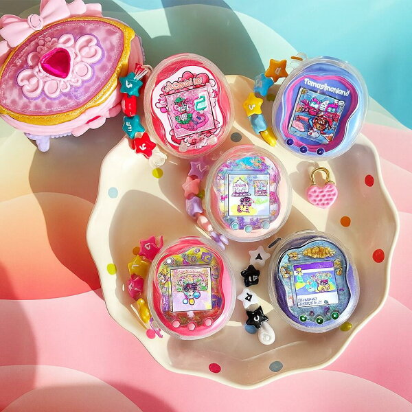 【今だけ！1点購入で1点プレゼント】たまごっち カバー クリア たまごち ユニ 保護 Tamagochi Uni ケース たまごちカバー たまごちケース たまごちユニカバー たまごちユニケース ラメ入り 保護ケース かわいい たまごち入れ 指紋防止 防水 保護 耐衝撃 キズ防止 傷防止