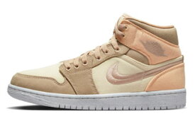 バスケットシューズ バッシュ スニーカー ジョーダン Jordan Wmns Air Jordan 1 Mid SE Celestial Gold W Sand/Gold/Sail ストリート 【WOMEN'S】