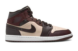 バスケットシューズ バッシュ スニーカー ジョーダン Jordan Air Jordan 1 Mid SE Paris YMCA Velvet Brown/Earth/Metallic Gold ストリート