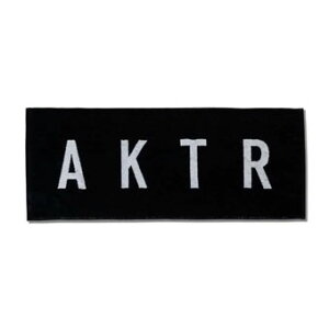�o�X�P�b�g�^�I�� �A�N�^�[ AKTR SPORTS TOWEL "AKTR LOGO" BLACK