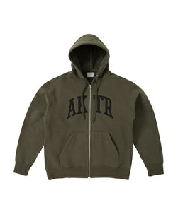 �o�X�P�b�g�p�[�J�[ �E�F�A �H�~�� �A�N�^�[ AKTR COLLEGE LOGO SWEAT ZIP HOODIE OLIVE �yMEN'S�z