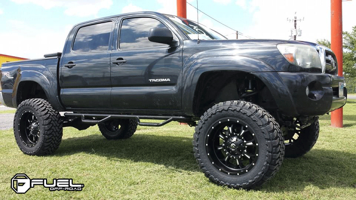 最終値下げ FUEL OFF-ROAD KRANKとNITTO タイヤ FUEL OFF-ROAD [FUEL OFFROAD フューエル オフロード]20インチ