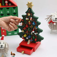 アドベントツリー クリスマスツリー型アドベントカレンダー　サンタクロース スノーマン 北欧　引き出し ギフト　贈り物　おもちゃ　玩具　木製　Xmas Cristmas Holiday