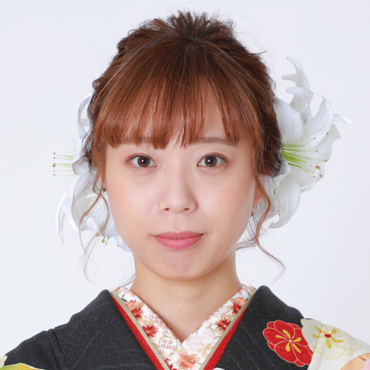 楽天市場 送料無料 あす楽 髪飾り 大きい ユリ 花飾り ゆり 百合 白ユリ カサブランカ ヘアーアクセサリー ヘアアクセサリー 花嫁 和装 髪飾り 白無垢 色打掛 振袖 結婚式 披露宴 ウェディング 浴衣 花 縮緬 浴衣 大きい 成人式 卒業式 ヘッドドレス