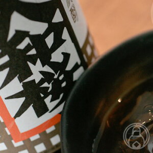 a 35° 1800mlya𑢁^zyĒz