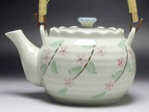 ������ԁ@6���y�r�y���񂹕i�z�@[���i�g���̐H��]