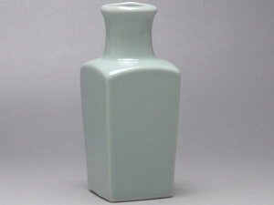 yBizpXeO[@p`֑}@[ig̐H]