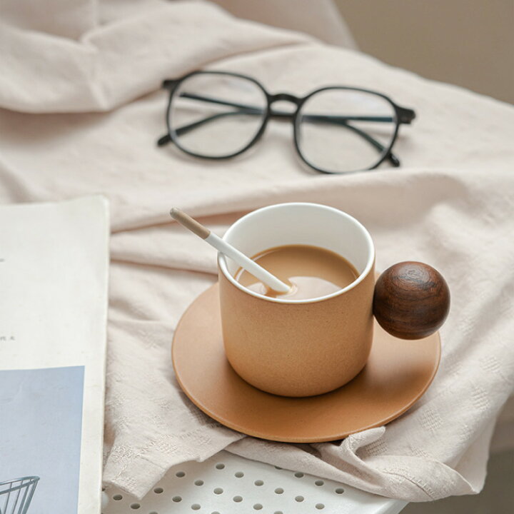楽天市場】【送料無料】コーヒーカップ 北欧風 ソーサー付き 木球  