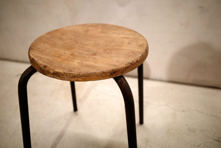 楽天市場】フランスにて買い付け 年代のかなり古いウッドスツール/Wood 