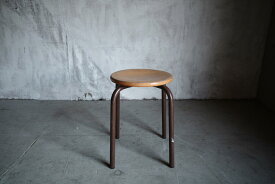 SALE フランスにて買い付け Antique wood stool/アンティーク ウッドスツール フレンチアンティーク ブロカント ブラウン 茶色 イス 椅子 木製 シャビー 鉄 アイアン スクール インダストリアルデザイン 工業デザイン スクール prouve/プルーヴェ好きにも 学校 7 【中古】