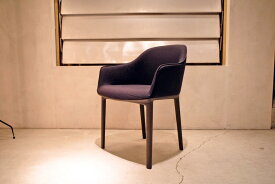 SALE Softshell chair/ソフトシェルチェア Ronan & Erwan Bouroullec/ロナン＆エルワン・ブルレック 兄弟 Vitra/ヴィトラ hhstyle取扱い ダイニングチェア 椅子 イス オフィスチェア ソファ 定価89,100円 ネイビー 複数入荷（別出品）中古美品 オフィス家具 1【中古】