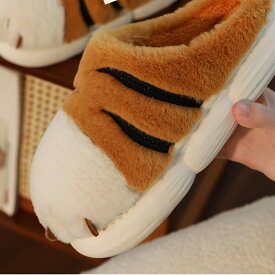スリッパ 裏ボア レディース メンズ 動物の爪 虎 ルームシューズ ユニセックス ボアスリッパ 秋冬 室内用 素足で履く 寒さ対策 歩きやすい 面白い 滑り止め 家族用 ギフト