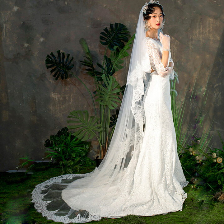 楽天市場 ブライダルベール フランス風 優雅 ビンテージ マリアベール ロングベール ウエディングベール 結婚式 刺繍付き ロイヤル 中世紀 ロマンチック オフホワイト海外撮影 300cm コーム付き Unique Weddings